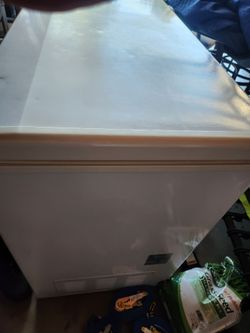 GE 7.0 cubic inch garage freezer