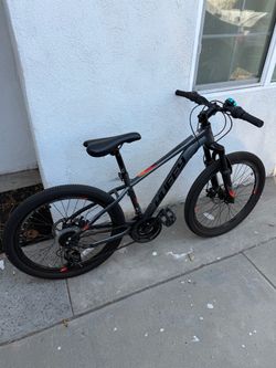 Title: 24" Huffy Scout Mountain Bike - Disc Brakes & Shimano Gears