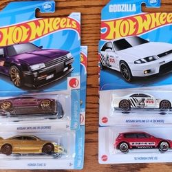 Hotwheels. Lot Of 4. đŸ’¥đŸ’¥đŸ’¥đŸ’¥đŸ’¥đŸ’¥đŸ’¥đŸ’¥đŸ’¥đŸ’¥