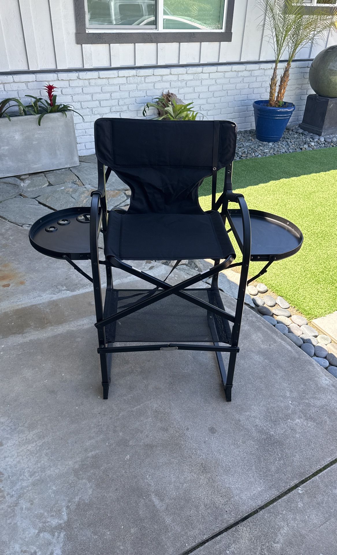 Deluxe Makeup Pro Chair 29in