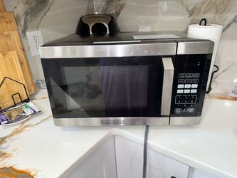 $40-Black+Decker Stainless Steel Countertop Microwave