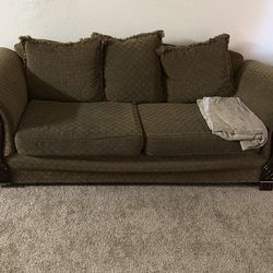 Couch NEED GONE ASAP