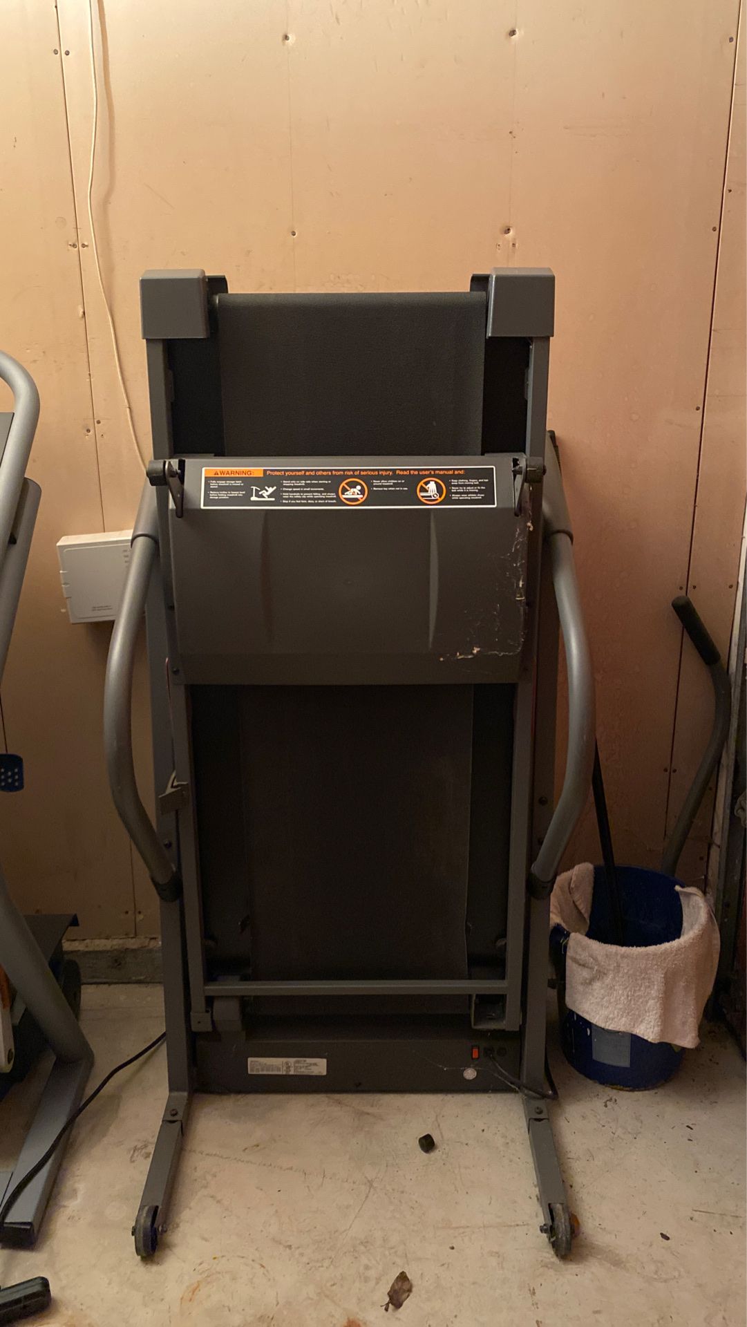 Folding Treadmill ProForm Crosswalk 365e for Sale in Aloha, OR OfferUp