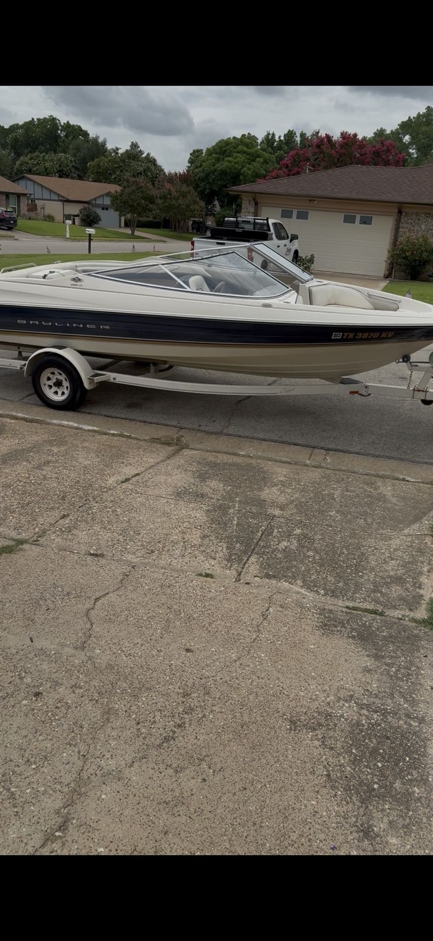 1996 Bayliner Capri 2050 LS 40th anniversary