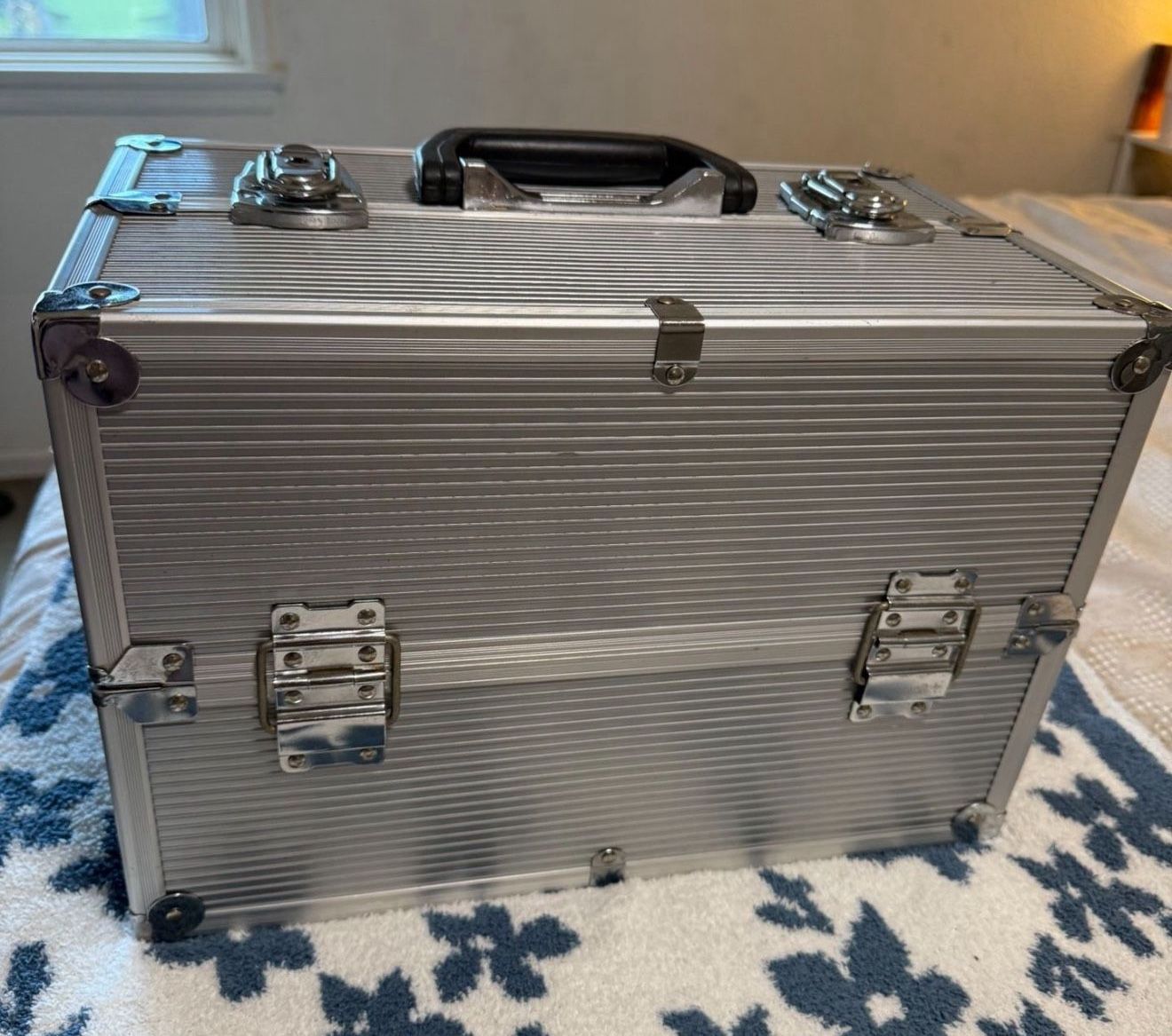 Cosmetic Organizer Case