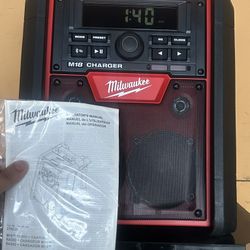 Milwaukee M 18 Bluetooth Speaker