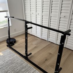 Queen Metal Bed Frame (Adjustable to Twin/Full)