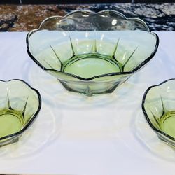 Vintage Anchor Hocking Avocado Green Serving Bowls 