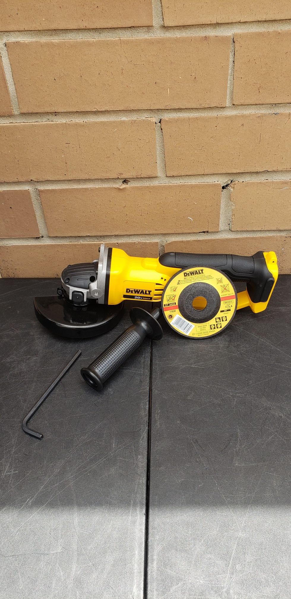 Dewalt Grinder 20v New Tool Only