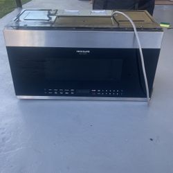 Frigidaire Microwave 