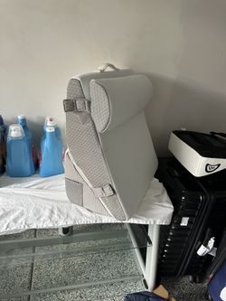 Bedluxe Wedge Pillow