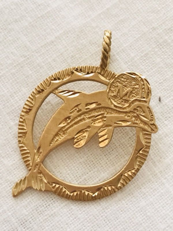 MIAMI DOLPHINS 14 K GOLD PENDANT 1986 MICHAEL ANTHONY