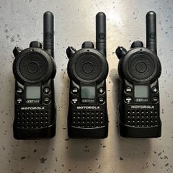 Motorola CLS 1410 Radio / Walkie Talkie (x3)