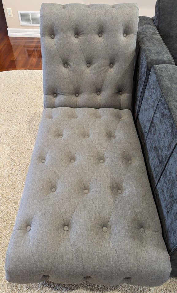 Chase Lounge