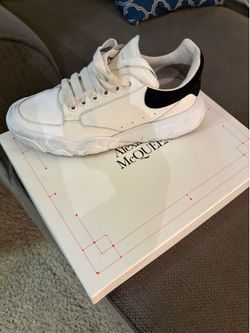 Alexander McQueen (size) 10US