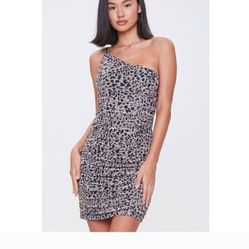 Forever 21 One-Shoulder Cheetah Print Dress size Medium