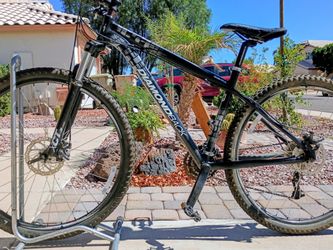 29 inch Diamondback Overdrive mountain bike