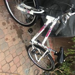 Diamondback girls mountain bike