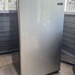 Magic Chef , Fridge