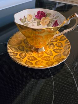 Bone China Gold Floral Porcelain Tea Cup and Saucer