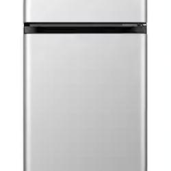 4.4 Cubit Hisence Refrigerator 