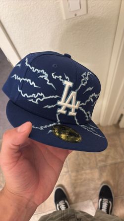 Limited Edition LA fitted Hat Size 1/2