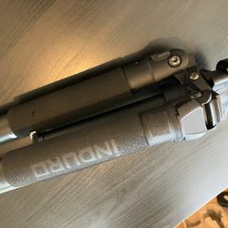 INDURO Tripod AT413 With BHD2 Ballhead