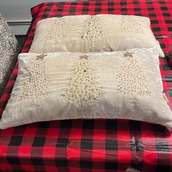 FREE Christmas Decor