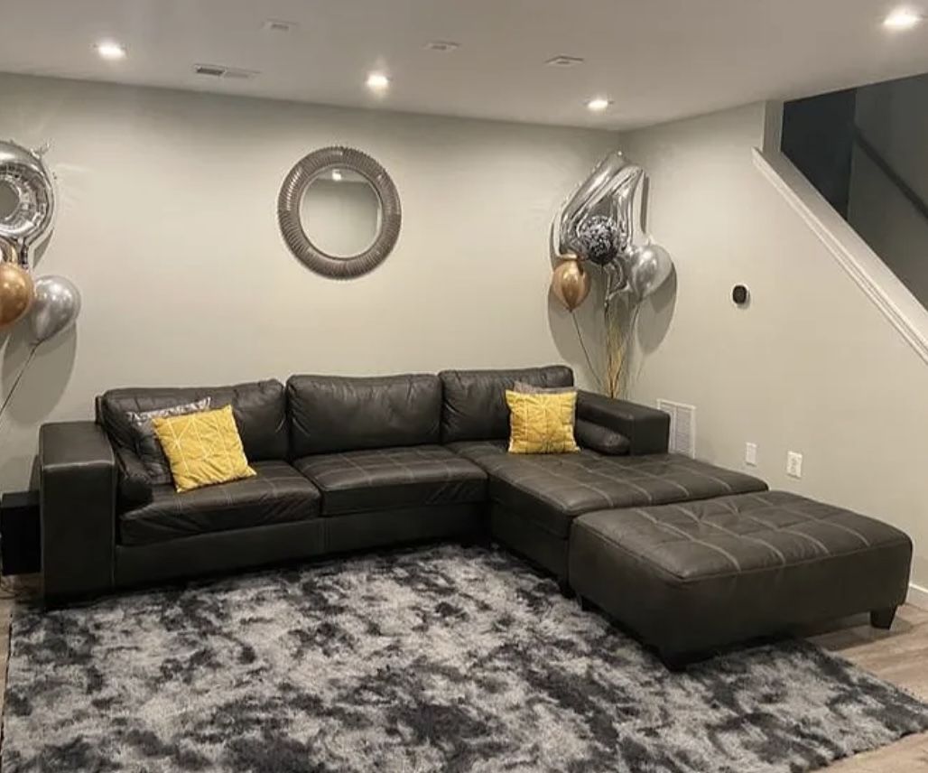 Raymour and Flanigan Couch