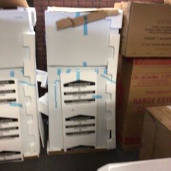 #192 New White Frigidaire Top Freezer Refrigerator 