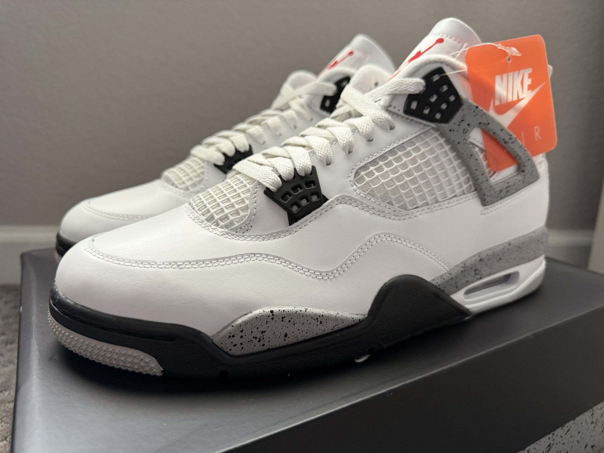 Nike Air Jordan 4 Retro White Cement 2025 Size 11.5 BRAND NEW