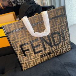 Fendi Tote Large 