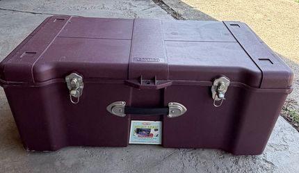 Contico Deluxe Trunk Storage Container