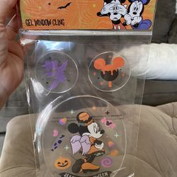 BRAND NEW DISNEY GEL WINDOW CLING  