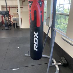 Punching Bag/stand 
