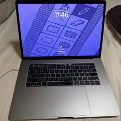 MacBook Pro 15.4 2018