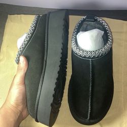 Uggs Size 6