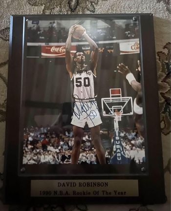David Robinson 1990 NBA Rookie of the year Autogrpahed