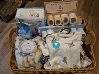 Baby boy gift basket