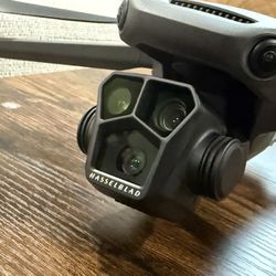 Mavic 3 Pro Fly More Bundle , Like New 