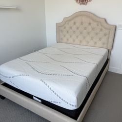 Full size Bed