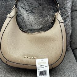 Michael Kors Preston Small HOBO Shoulder Bag - Brand New, Never Used
