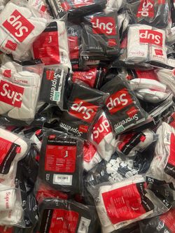 Supreme Socks 4 Pack