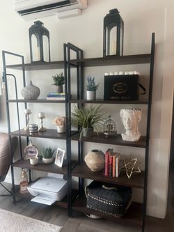 2 bookcases