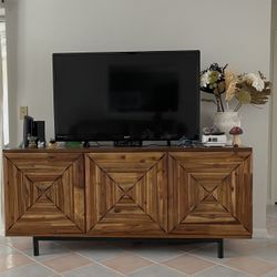 Accent Cabinet