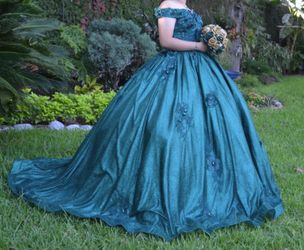 Quinceñera Dress