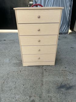 5 Drawers dresser available in different colors