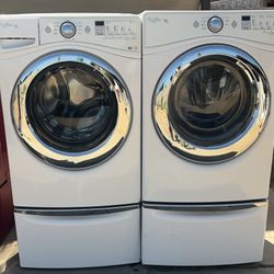 Whirpool Electric Washer And Dryer 