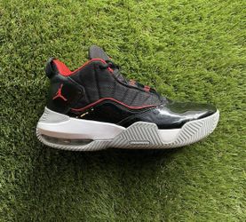 Jordan Stay Loyal “Bred” 