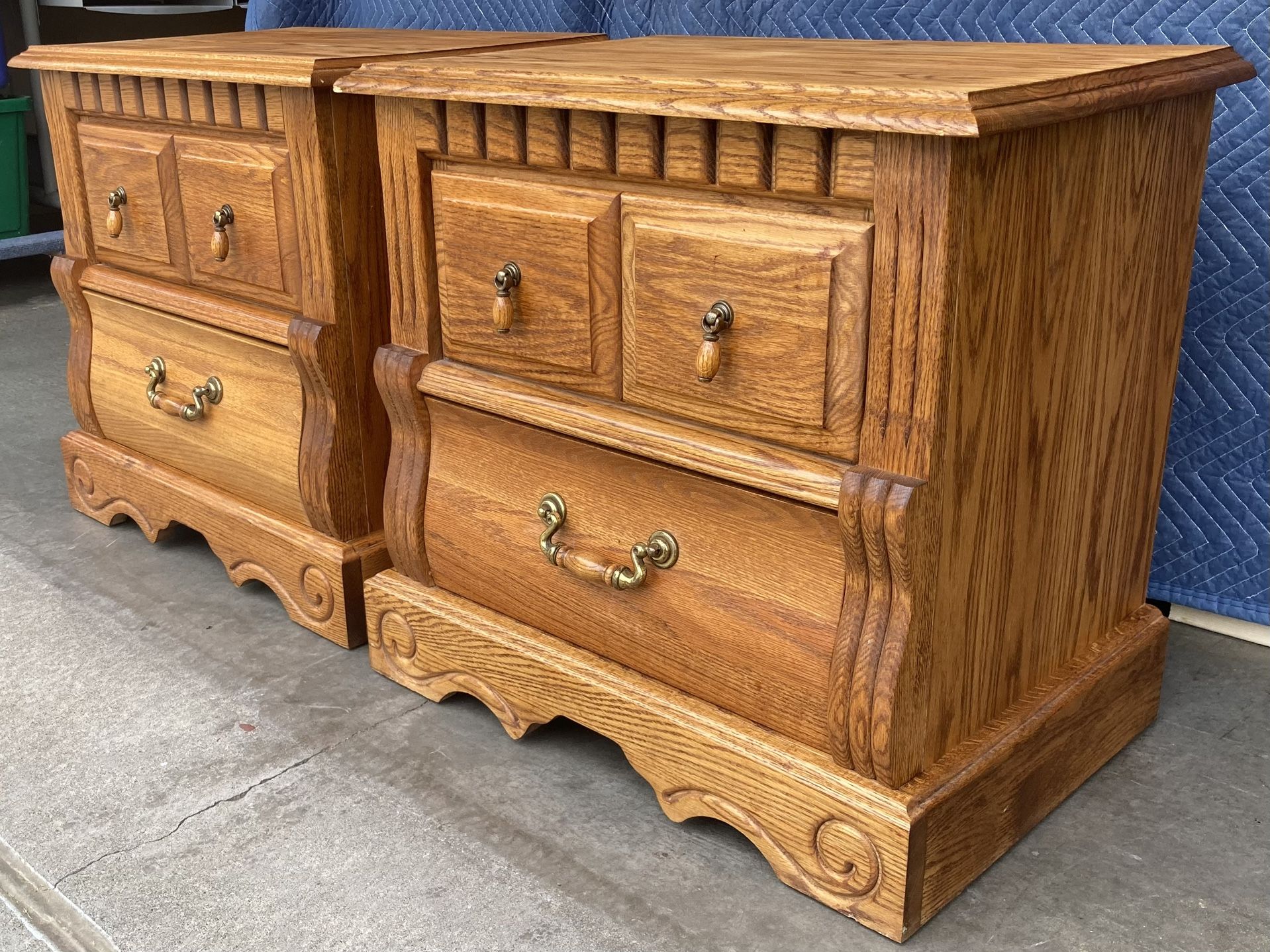 Pair of Solid Oak Nightstands by Oakwood Interiors